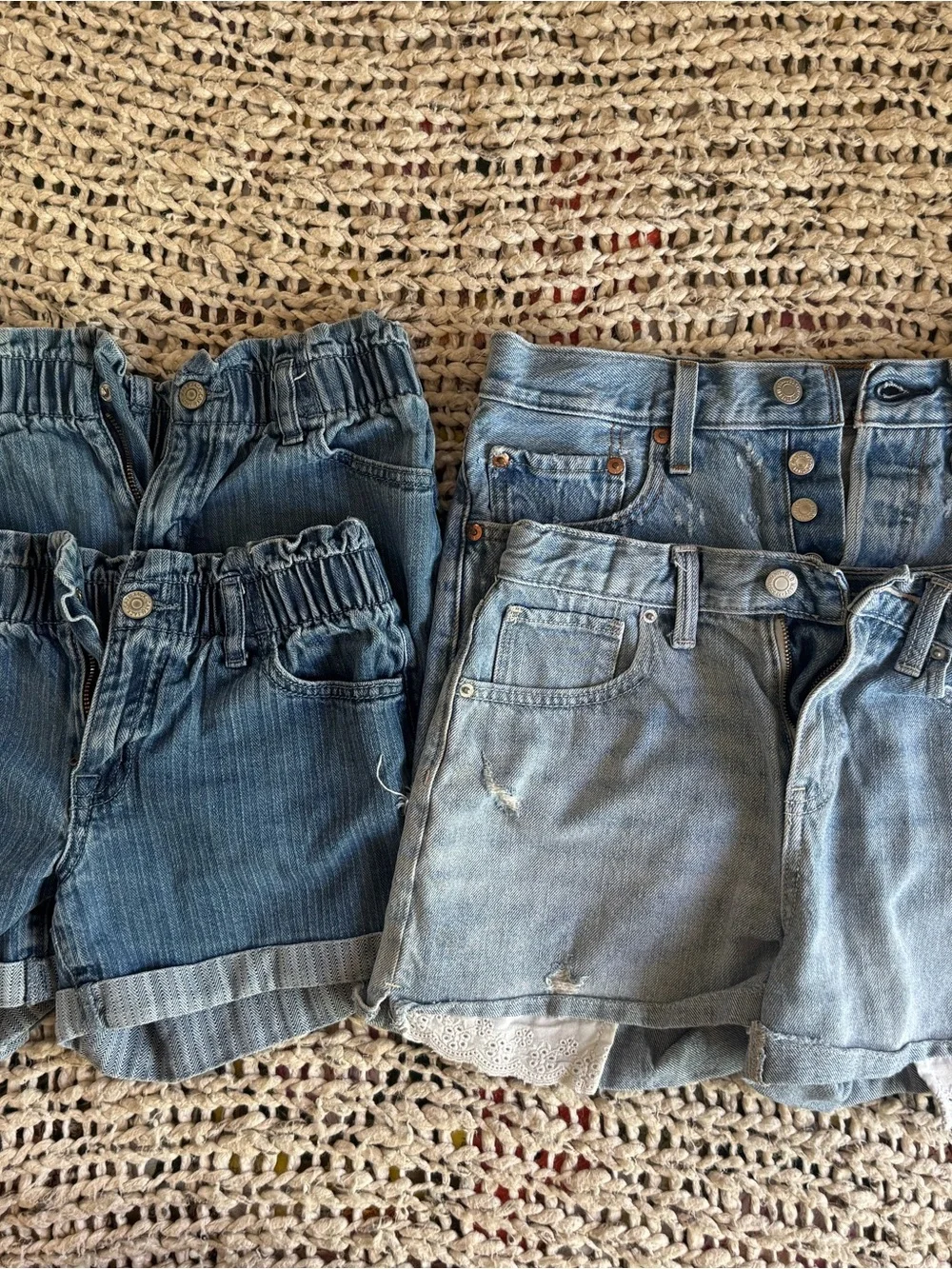 Old Navy and Cat & Jack Girls Tween Denim Shorts Lot (4 pairs)